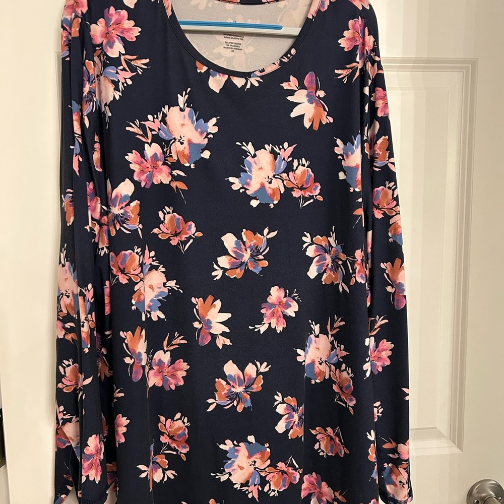 J. Jill Fit Performance Navy Floral Long Sleeve Tee